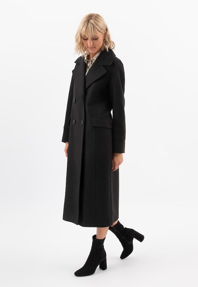 Moderní obuv na podzim: stylizace s kotníkovými botami s ponožkovým svrškem