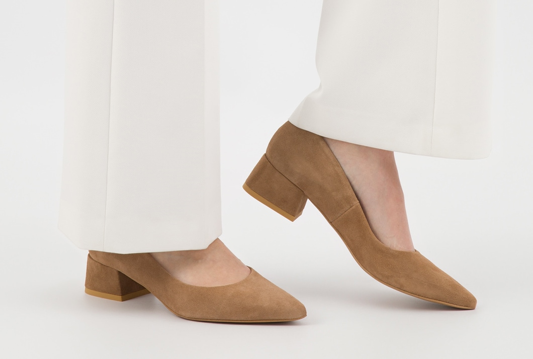 Buty na komunię dla mamy: wygodne i eleganckie modele na tę wyjątkową okazję