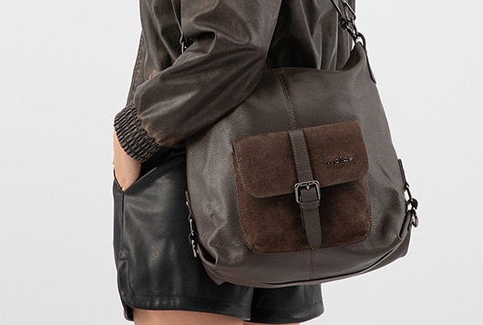 Torebko plecak: funkcjonalność i styl w jednym. Jak go nosić?