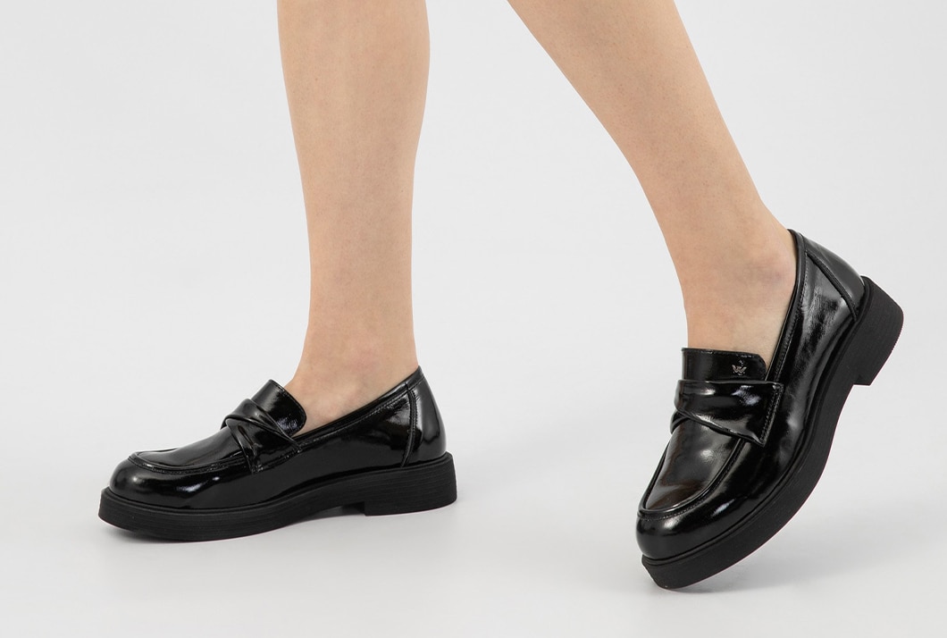 Mokasyny damskie na jesień: ranking najmodniejszych modeli