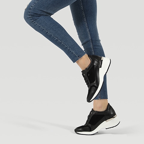 Półbuty damskie na koturnie