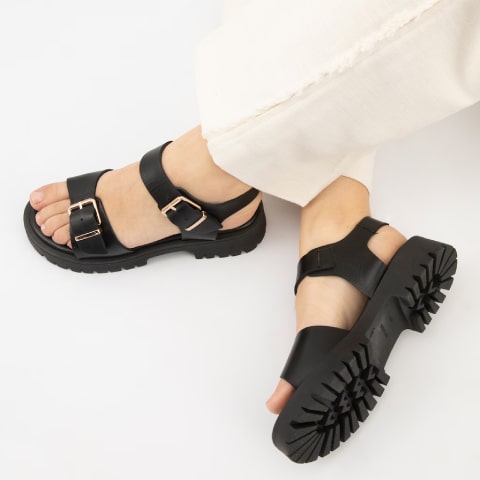 Czarne sandały damskie