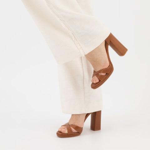 Brązowe sandały damskie