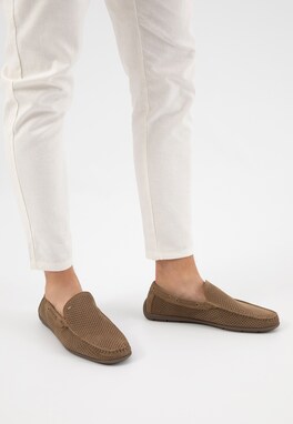 Top 5 najlepších modelov vzdušných pánskych topánok Wojas na leto