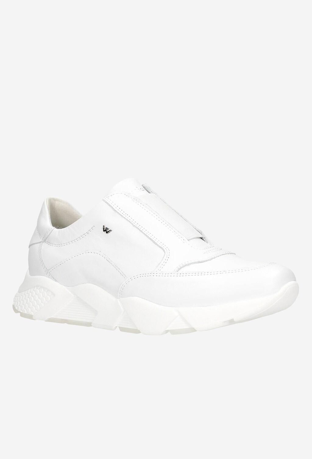 Białe wsuwane sneakersy damskie Wojas model 46119-59 z grubą podeszwą, widoczne z boku. Charakterystyczny logo marki na cholewce, wykonane ze skóry w całości białej kolorystyce.