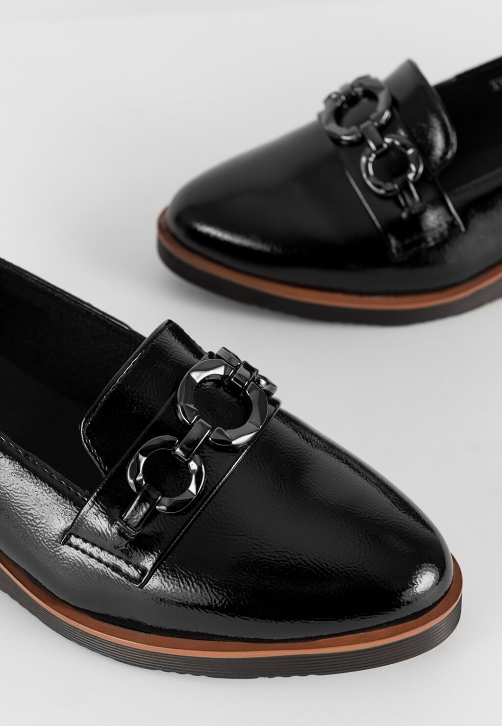 WJS czarne mokasyny damskie na niskiej koturnie WJS64050-31 Widok 4