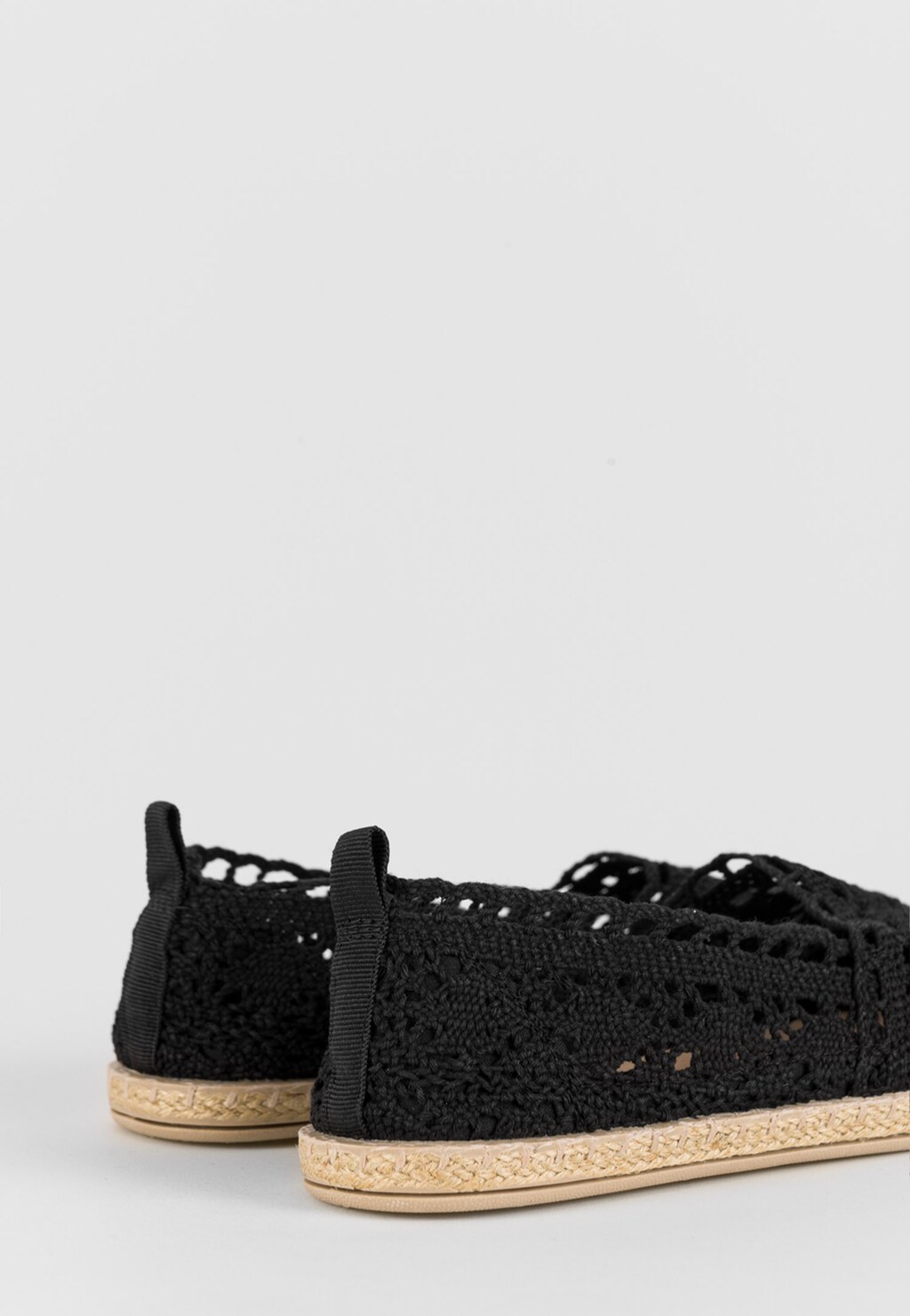 Černé mokasíny dámské v háčkovaném provedení WJS43018-11 Widok 5