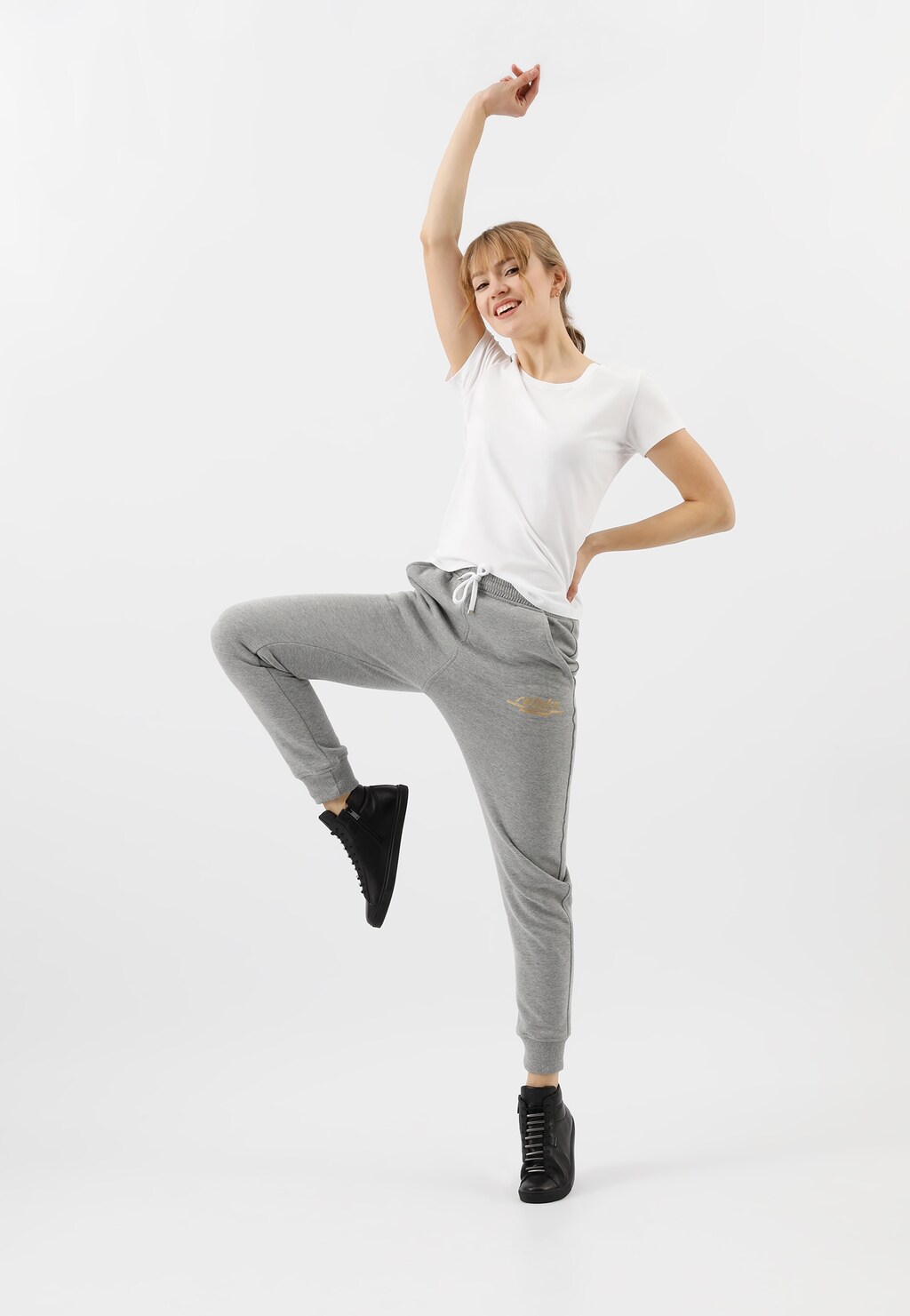 Czarne trzewiki damskie w sportowym stylu 64062-51 Widok 1