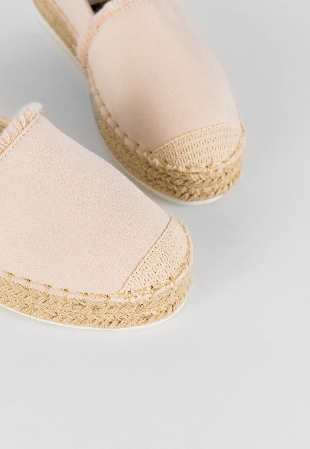 Cestujte pohodlne s béžovými dámskymi poltopánkami WJS43017-64 Widok 4