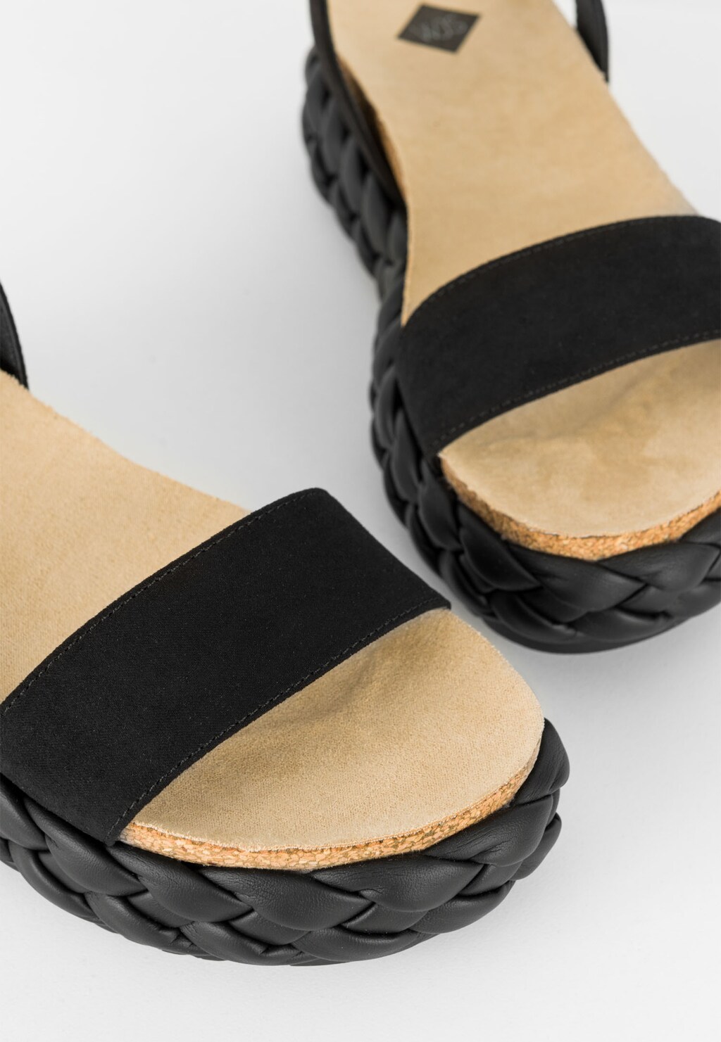 WJS czarne sandały z zapięciem wokół kostki WJS74039-61 Widok 4