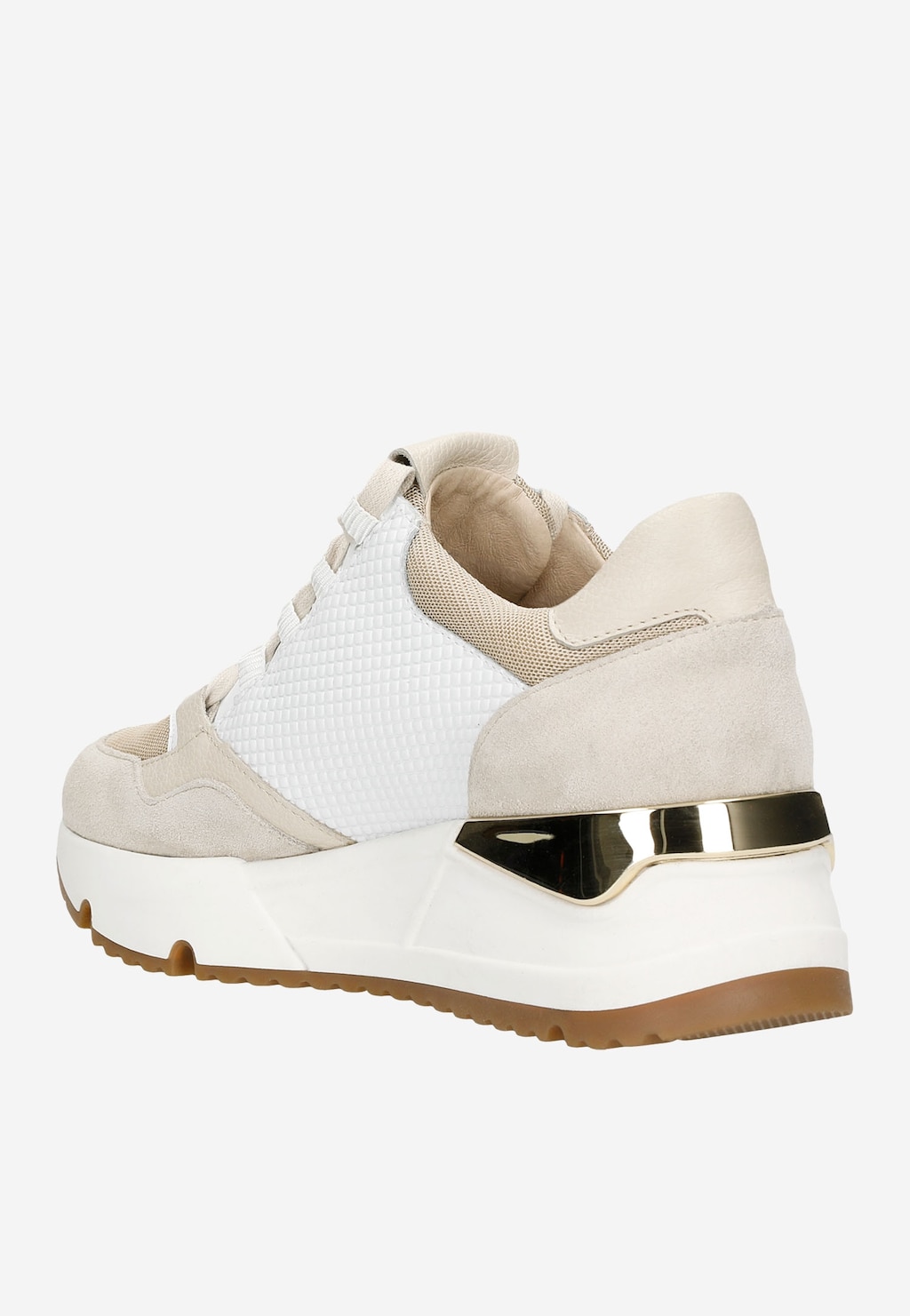 Biało-beżowe sneakersy damskie Wojas 46137-89 z pikowaną fakturą, złotym elementem na pięcie i gumową podeszwą. Stylowe obuwie sportowe ze sznurowaniem.