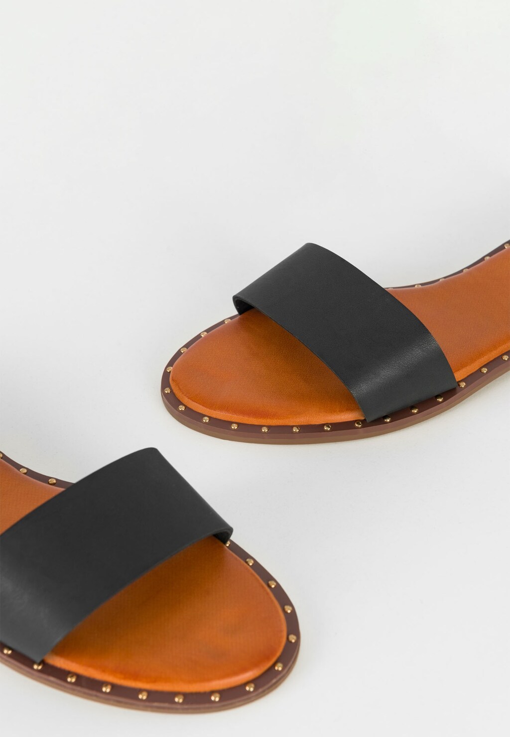 WJS czarne sandały damskie z łańcuszkiem WJS74042-51 Widok 5