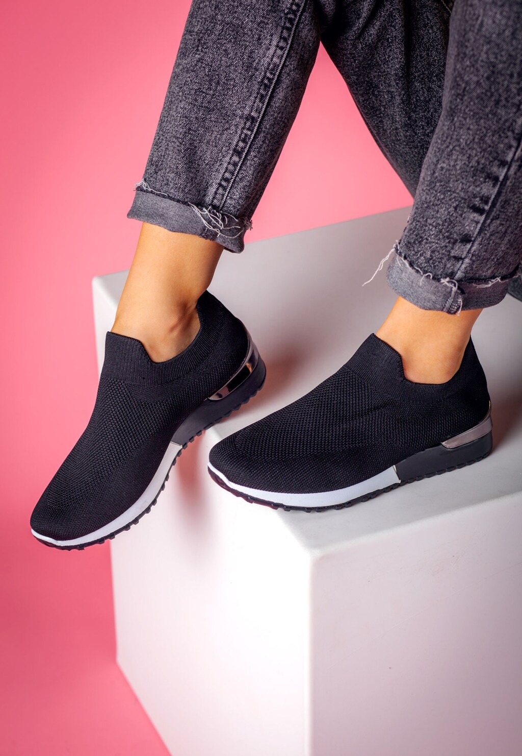WJS czarne siateczkowe sneakersy damskie  WJS64060-11 Widok 1