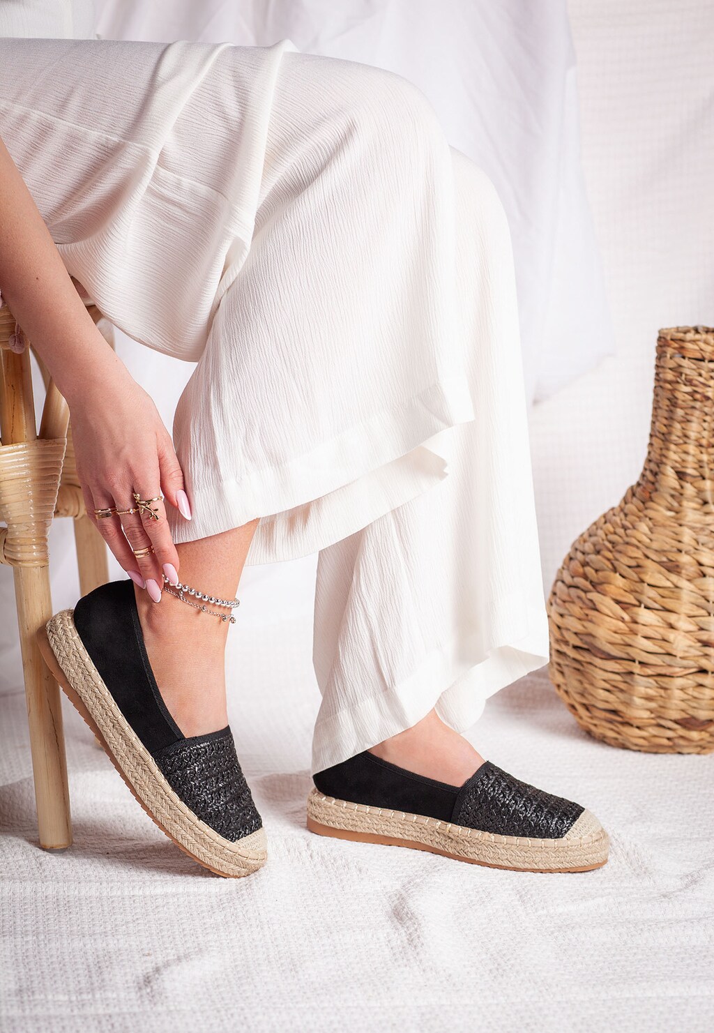 WJS czarne espadryle damskie ze sznurkiem jutowym wokół podeszwy WJS43019-41 Widok 1