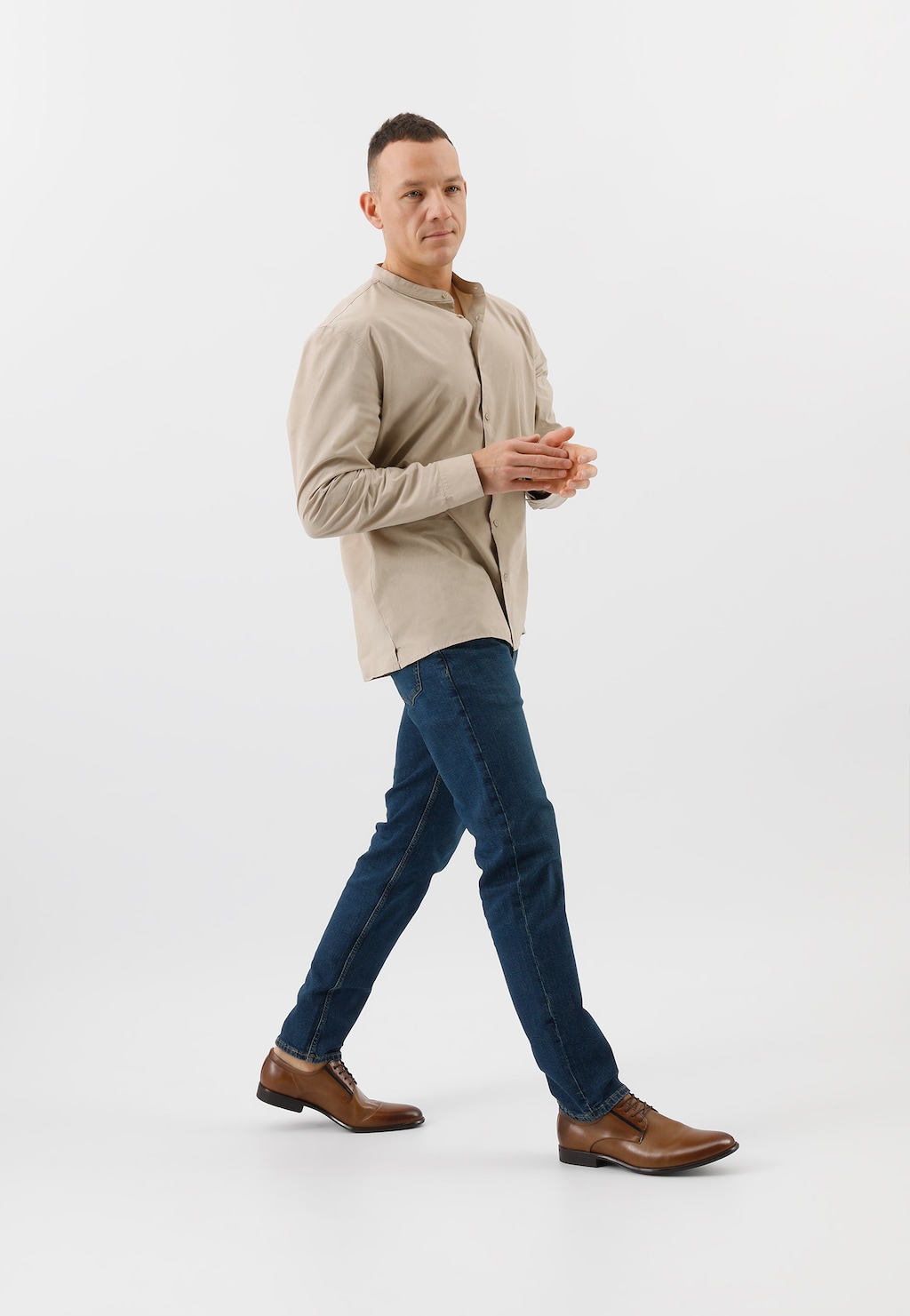 Elegantné pánske poltopánky z hnedej lícovej kože 10003-53 Widok 9