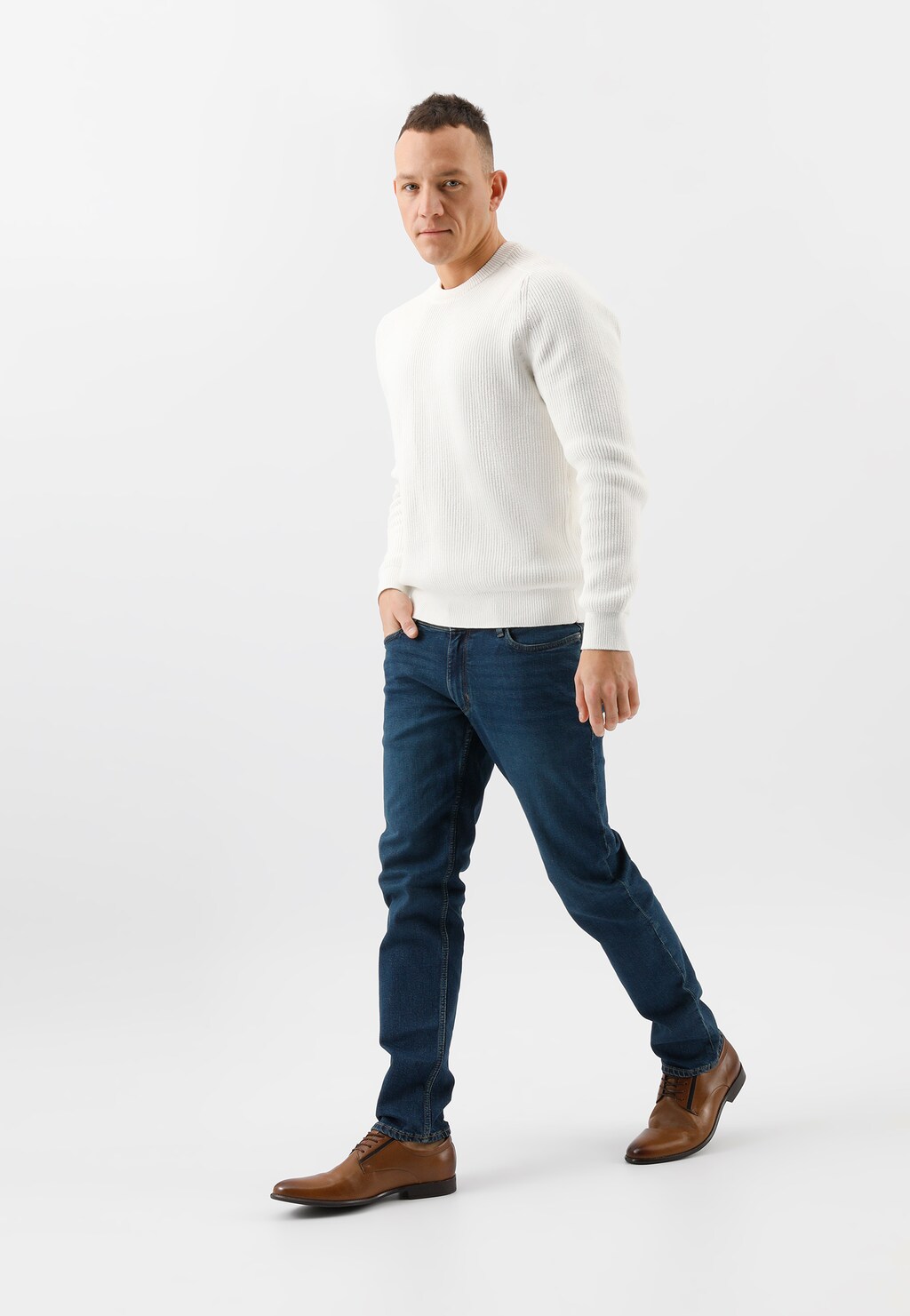 Elegantné pánske poltopánky z hnedej lícovej kože 10003-53 Widok 1