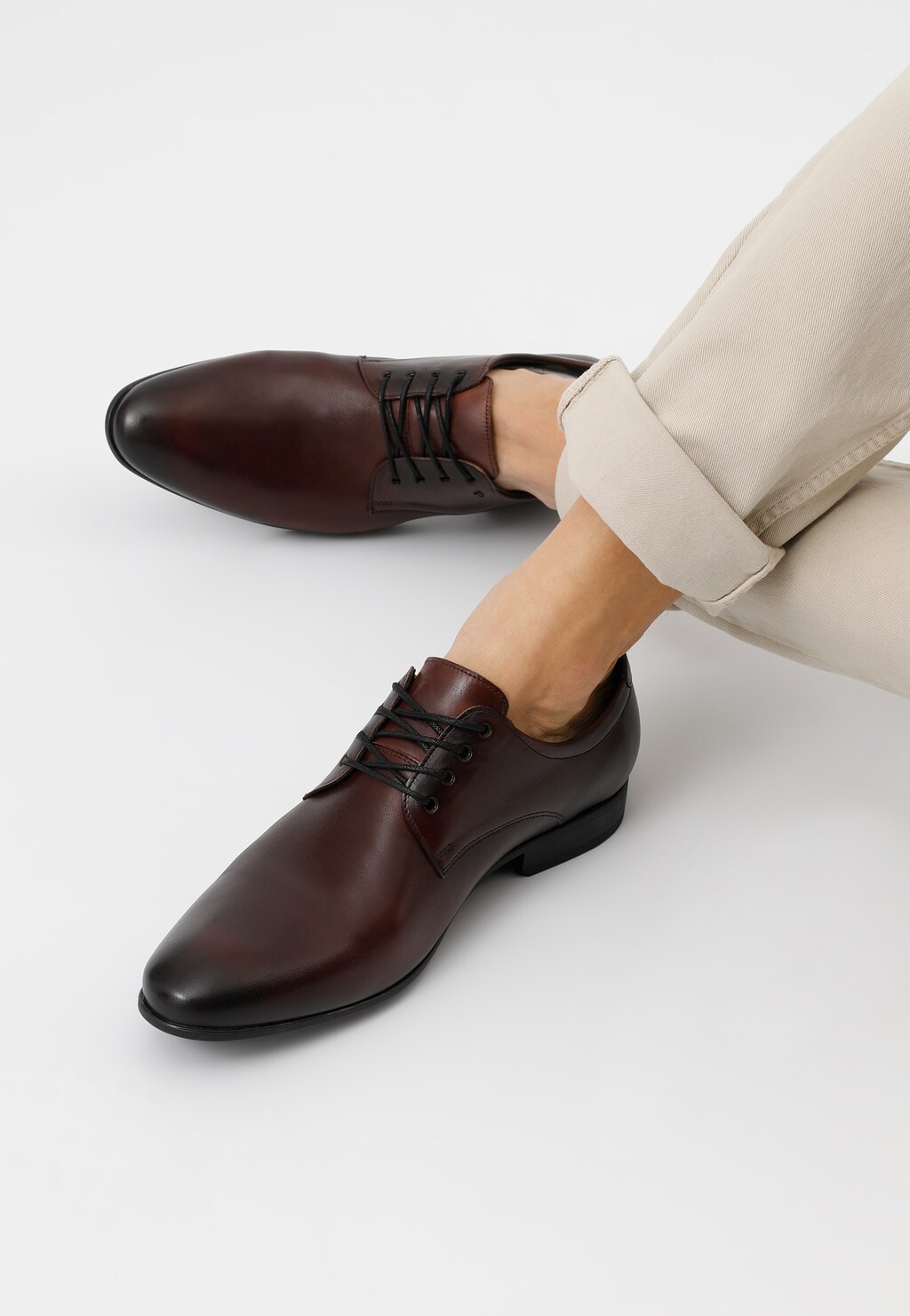 Wizytowe półbuty męskie w kolorze bordowym 10048-55 Widok 9