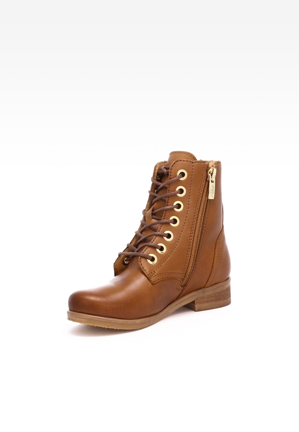 Brązowe trzewiki dziewczęce Wojas x Bartek 8400453 z bocznym złotym zamkiem błyskawicznym, złotymi metalowymi oczkami na sznurówki i drewnianą podeszwą, widok z boku.