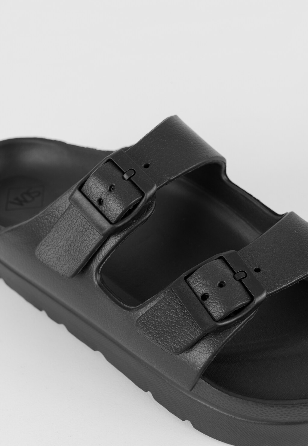 WJS czarne klapki damskie z regulowanymi paskami WJS71043-91 Widok 5