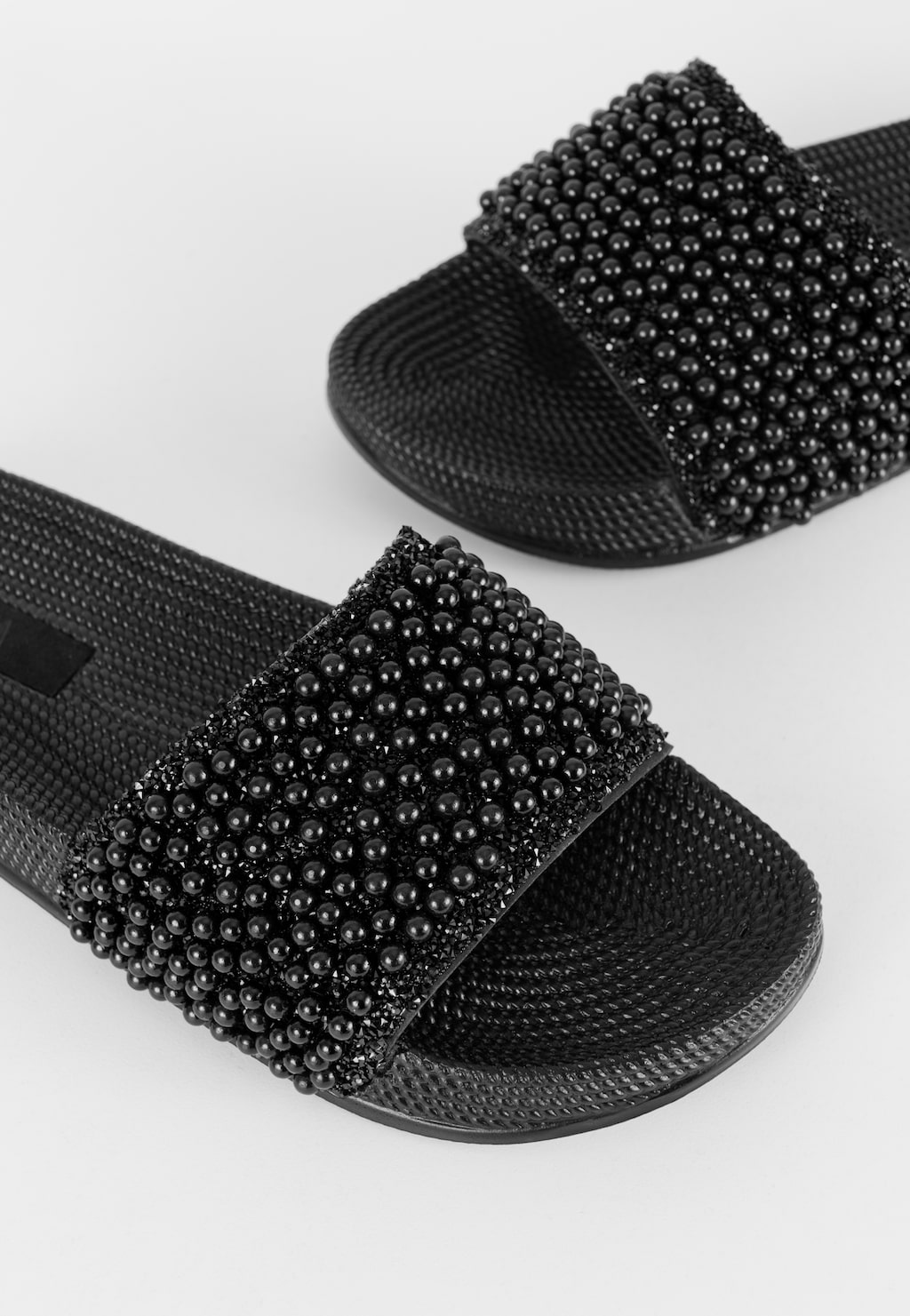 WJS czarne klapki damskie z efektownym zdobieniem WJS71046-91 Widok 5