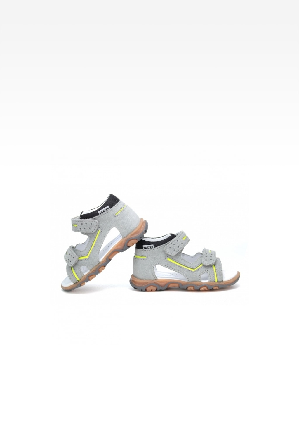 Szare sandały dziecięce Bartek W-71825/76G dla chłopców, z żółtymi akcentami i podeszwą w kolorze brązowym, zapinane na rzepy, widok z boku.
