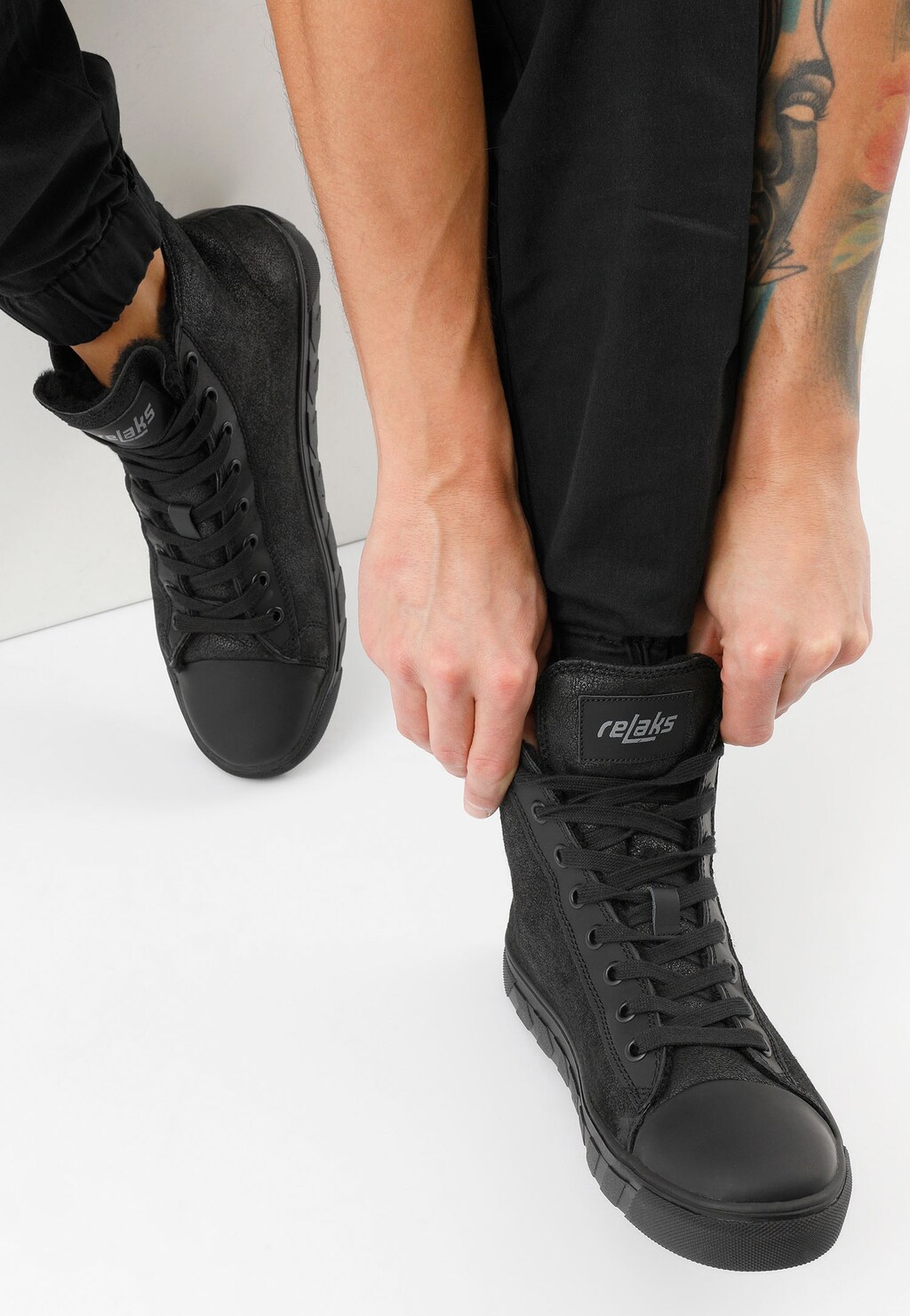 Czarne trampki męskie RELAKS 24038-71 Widok 9