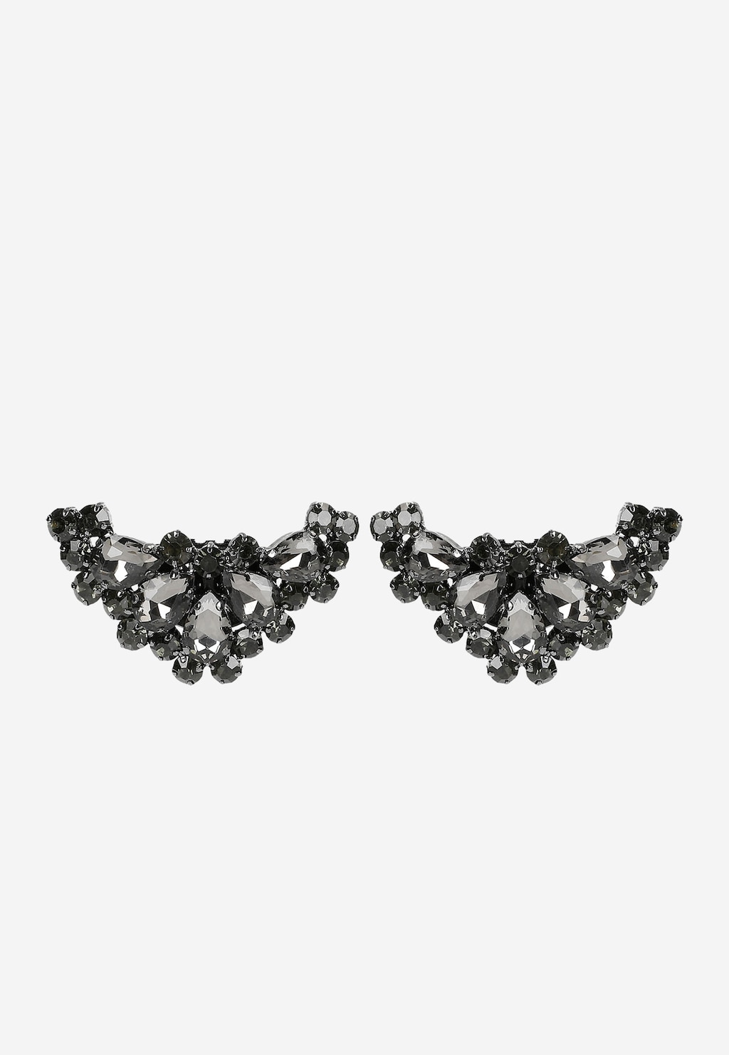 Czarne eleganckie ozdoby do obuwia Wojas model 98513-11 w kształcie wachlarzy, dekorowane błyszczącymi kryształkami, idealne do podkreślenia stylu butów.