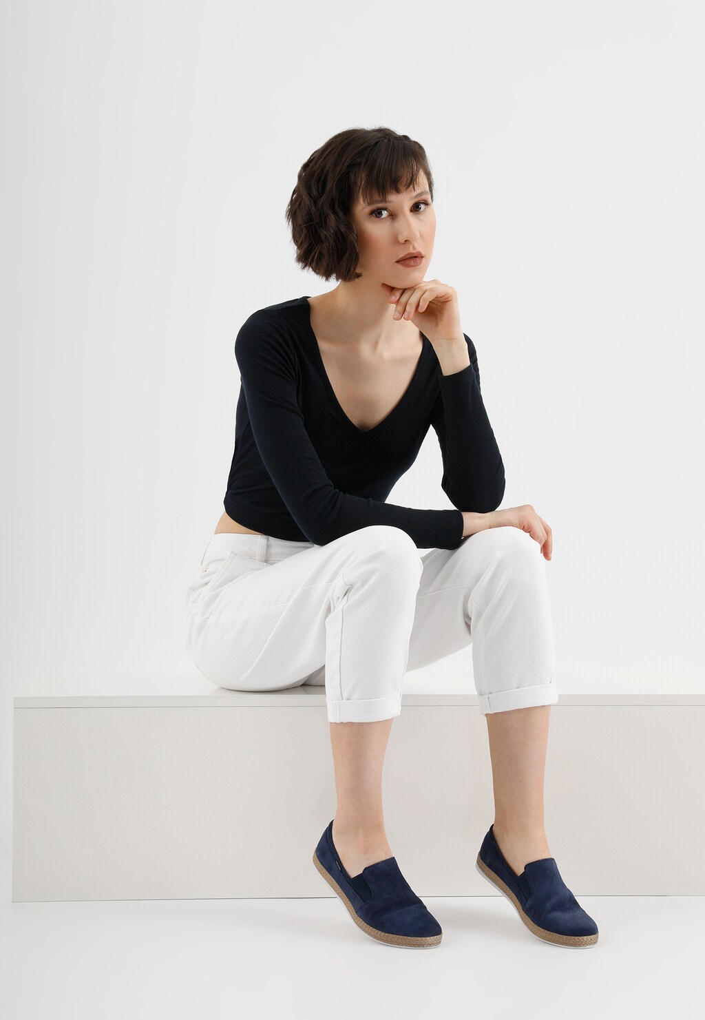 Kožené poltopánky dámske na každodenné nosenie 46149-66 Widok 9