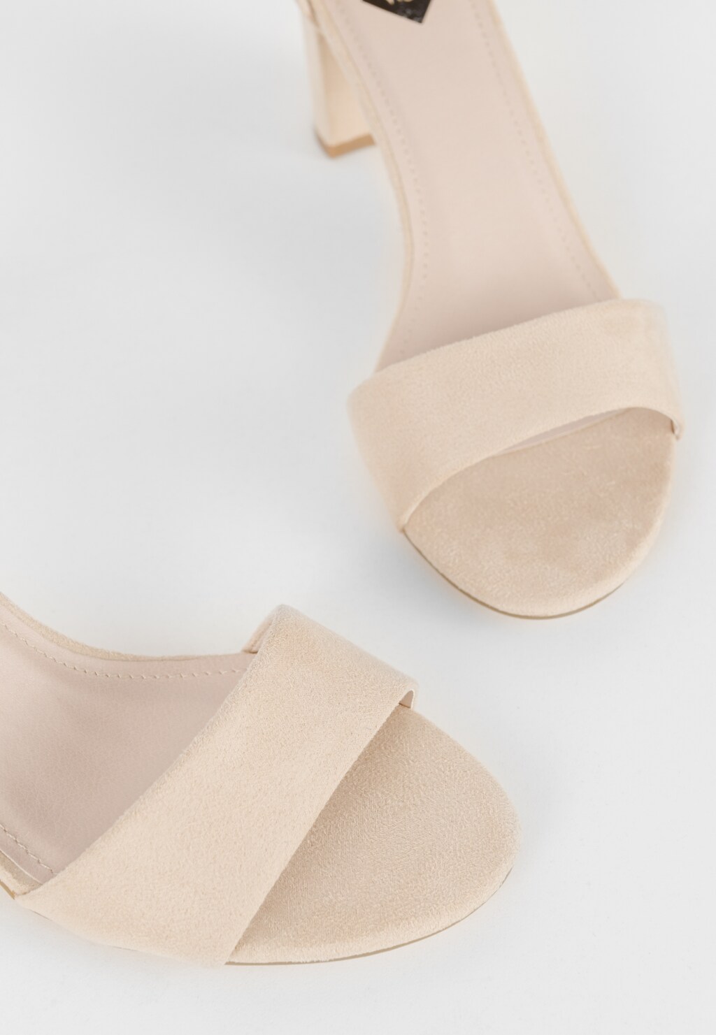 WJS delikatne beżowe sandały damskie na słupku WJS74004-64 Widok 4