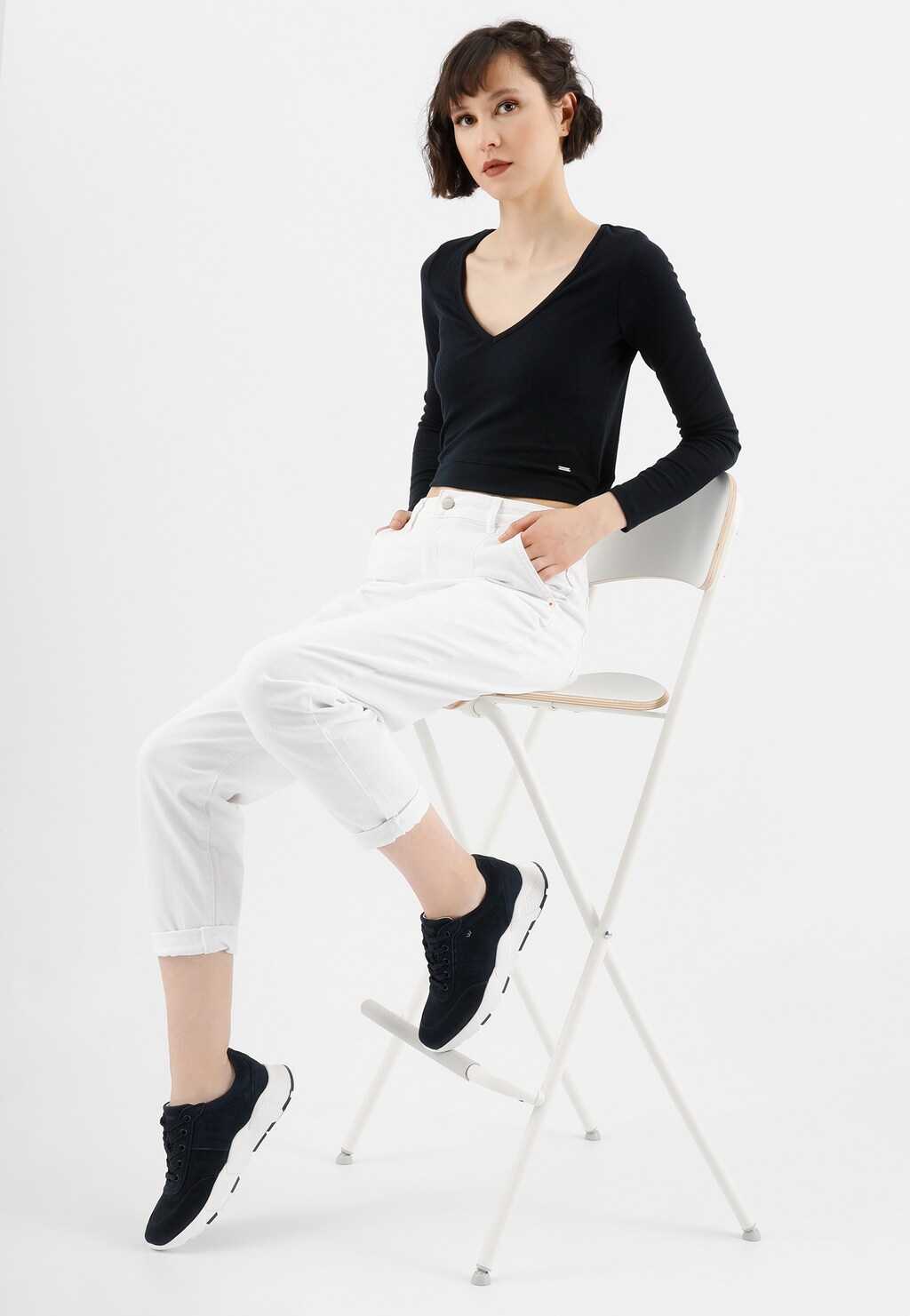 Granatowe półbuty damskie 46015-26 Widok 8