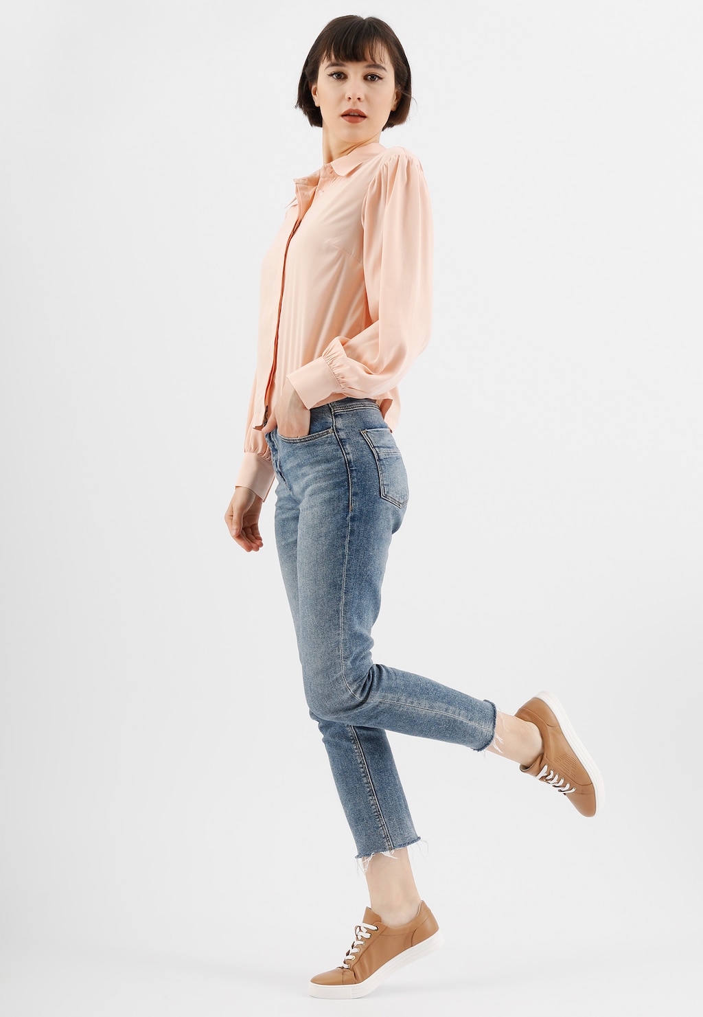 Kožené dámske sneakersy na príjemné jarné chvíle  46084-54 Widok 7