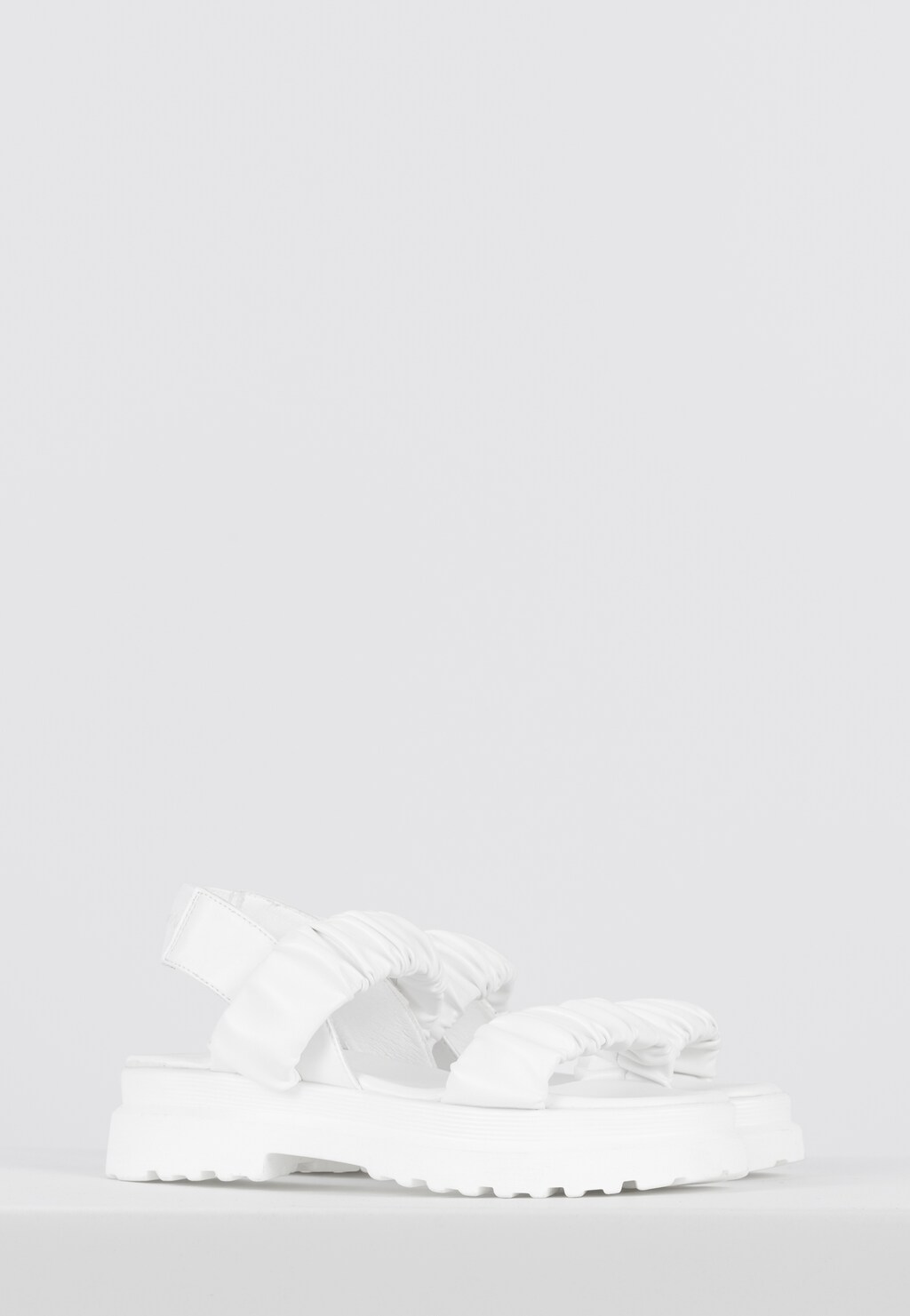 WJS białe sandały damskie na platformie z marszczeniami na paskach WJS74044-59 Widok 3