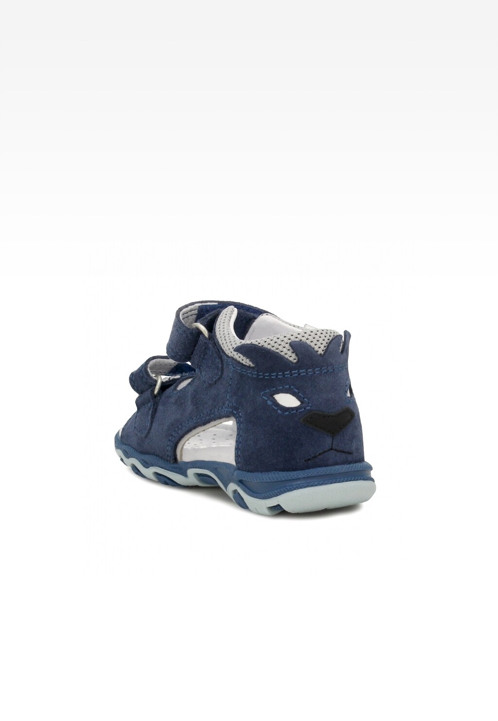 Granatowe sandały Bartek 115990-07 dla chłopców, wykonane z zamszu, z perforacją, zapinane na rzepy, z ozdobnym motywem kotka na pięcie, widok z tyłu.