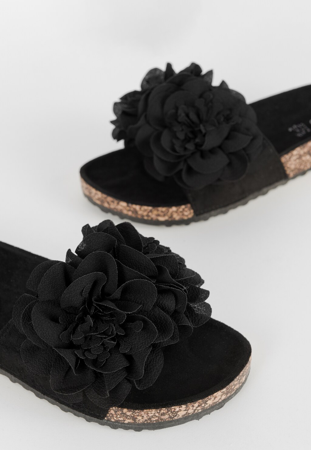 WJS czarne klapki damskie z ozdobą na pasku WJS71017-81 Widok 5