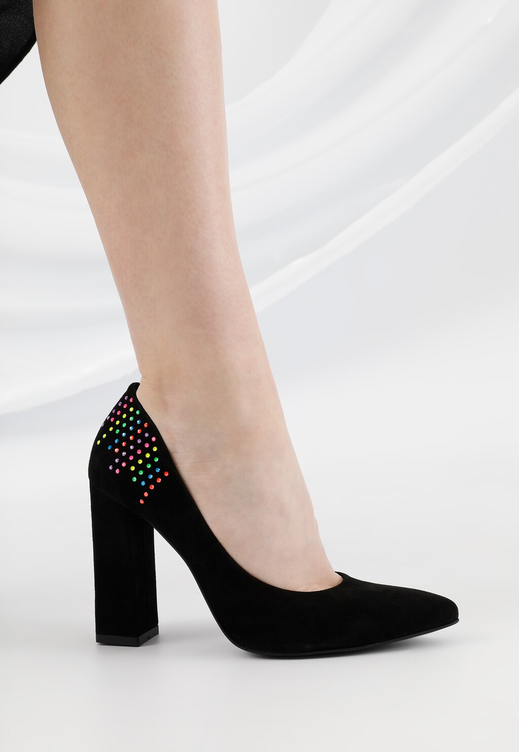 Czarne wieczorowe czółenka na obcasie z kolorwymi kryształkami 35056-65 Widok 8