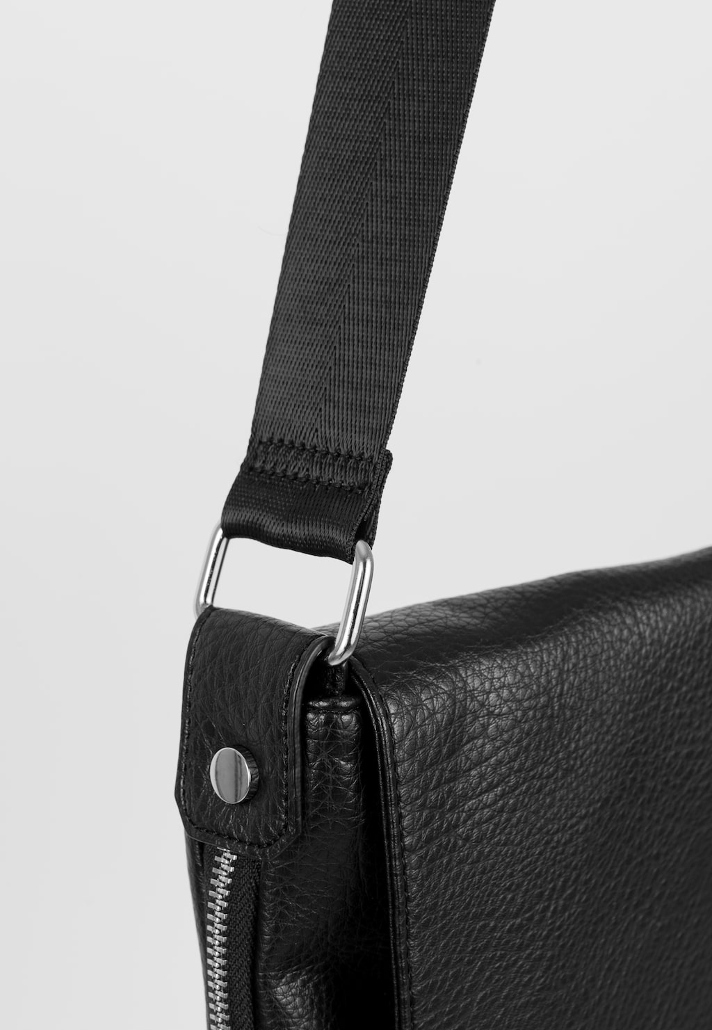 WJS czarna torebka damska crossbody WJS76108-51 Widok 3