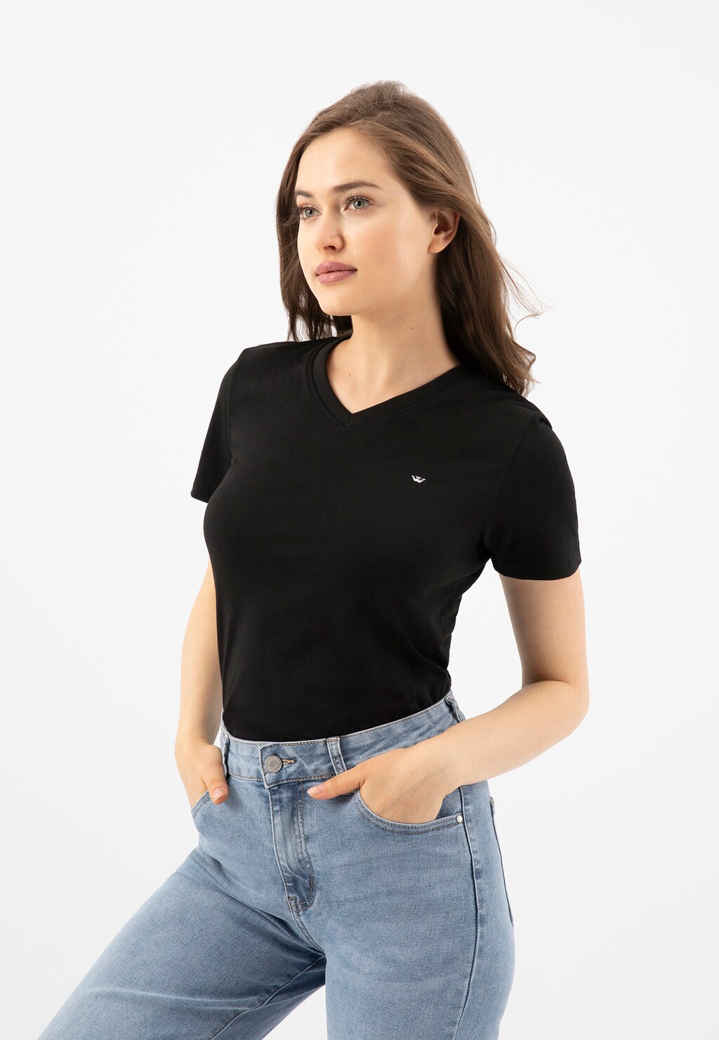 Czarna koszulka damska z dekoltem w serek 98014-81 Widok 1