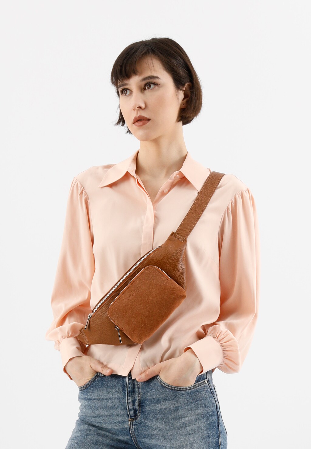 Jasnobrązowa nerka damska z połączenia skóry licowej i dwoiny welurowej 80194-73 Widok 9