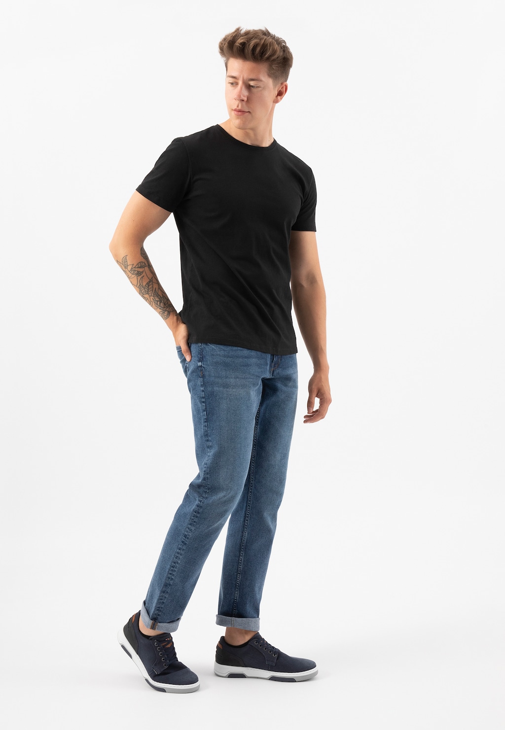 Granatowe materiałowe trampki męskie ze skórzanymi wstawkami 10045-86 Widok 1