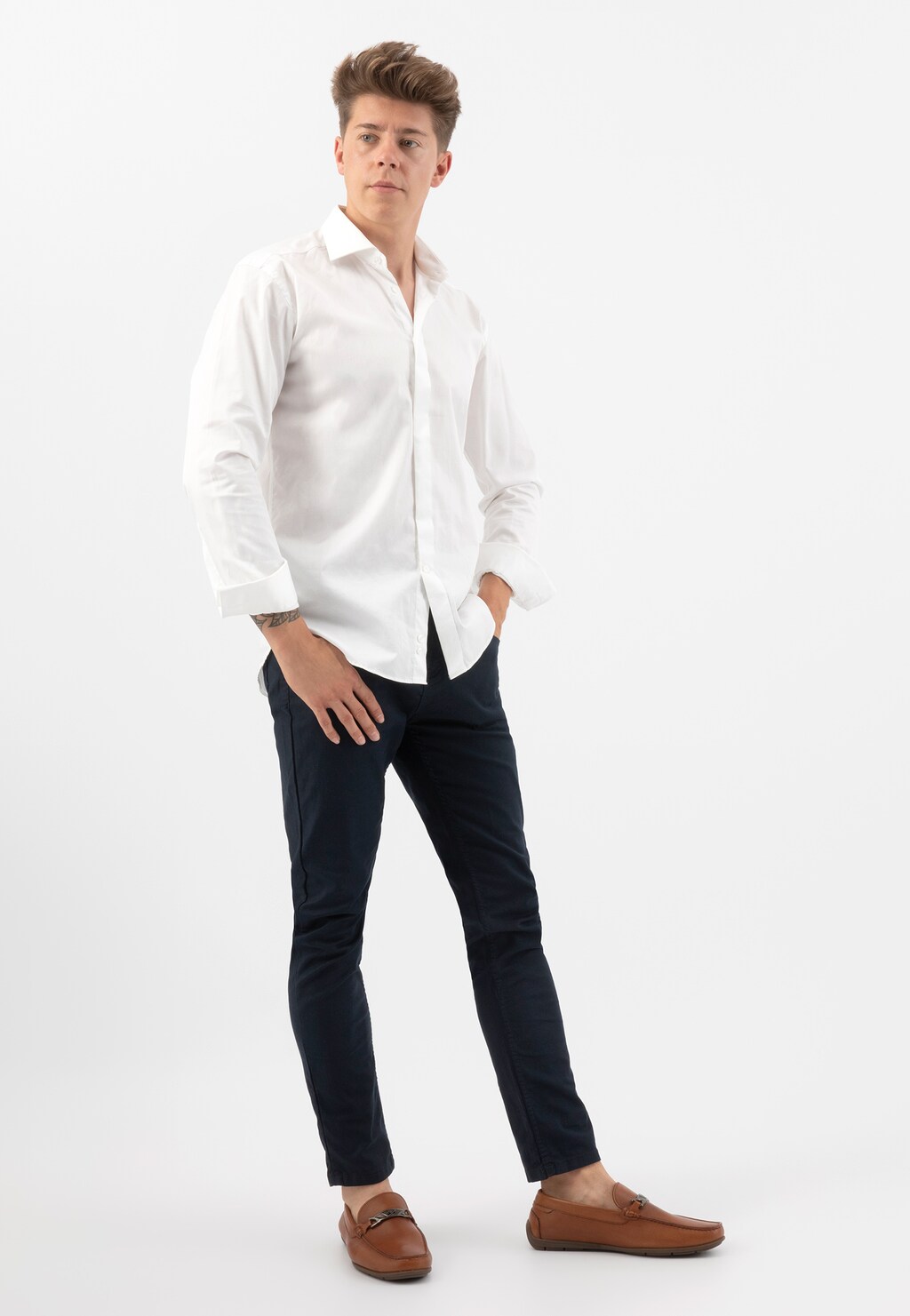 Brązowe mokasyny męskie ze skóry licowej 10102-52 Widok 1