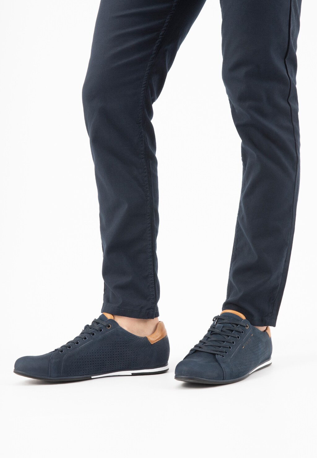 Sportowe półbuty męskie 10026-76 Widok 8