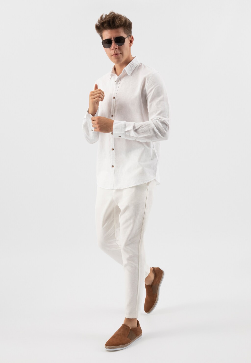 Jasnobrązowe uniwersalne mokasyny męskie 10030-63 Widok 9