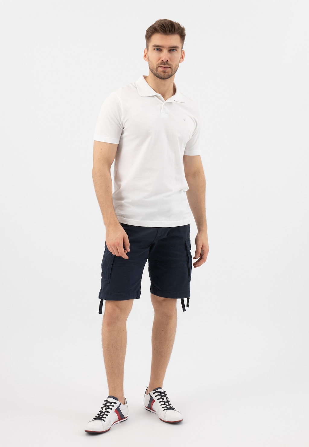 Białe sneakersy męskie z granatowymi i czerwonymi elementami 9017-50 Widok 7