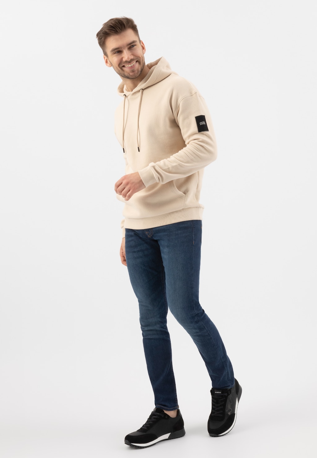 Czarne designerskie sneakersy męskie z logo 10087-71 Widok 7