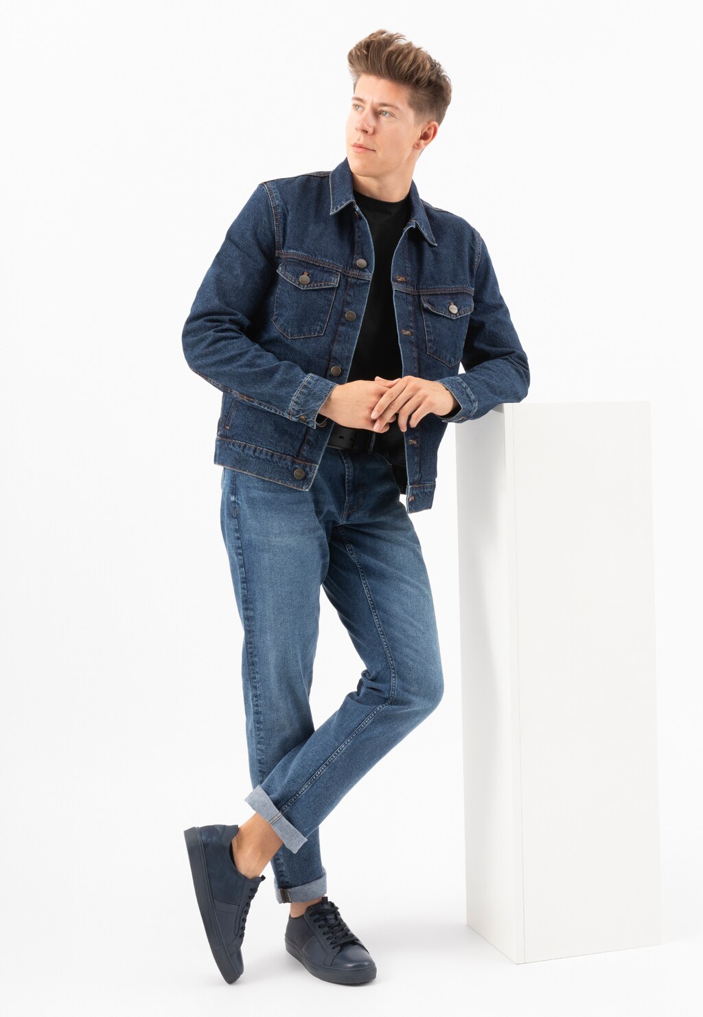 Pánske botasky z lícovej kože v minimalistickom štýle 10089-56 Widok 7