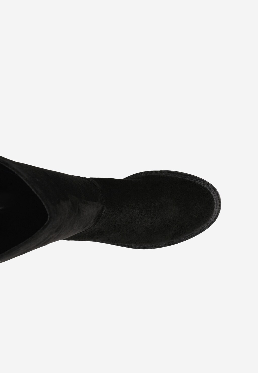 Czarne ocieplane kozaki damskie na podeszwie z bieżnikiem 71021-61 Widok 5