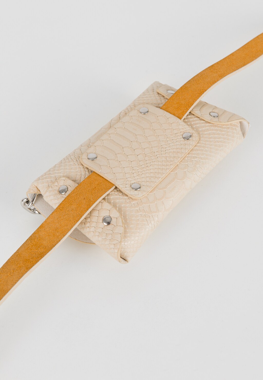 Mała beżowa saszetka na pasku WJS93011-54 Widok 4