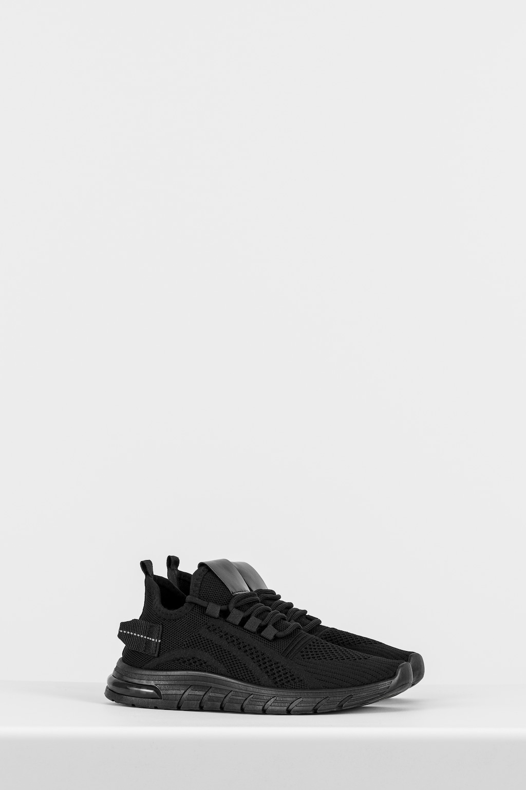 WJS czarne sportowe sneakersy damskie z materiału WJS64066-11 Widok 2