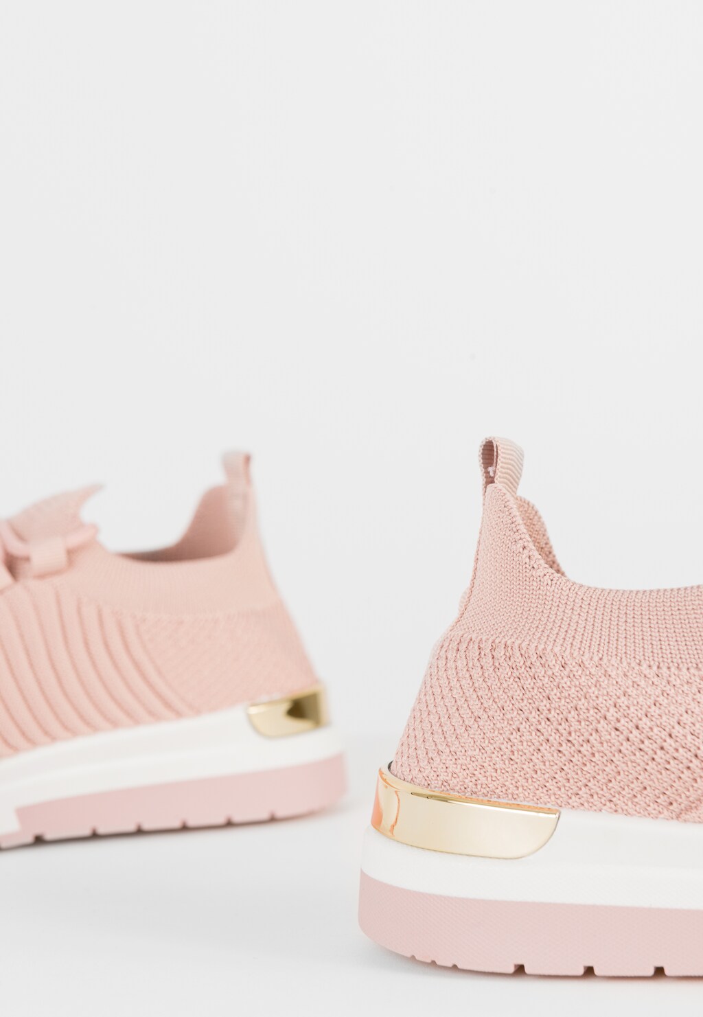 WJS różowe materiałowe buty damskie typu sneakersy WJS64068-15 Widok 4