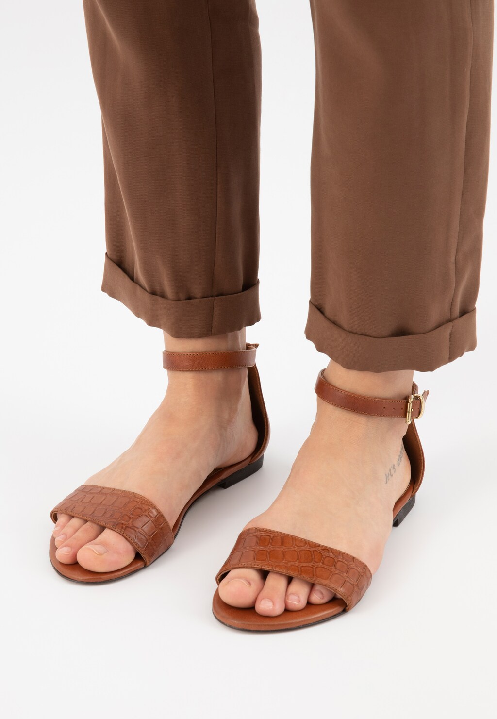 Jasnobrązowe sandały damskie z zakrytą piętą 76007-53 Widok 8